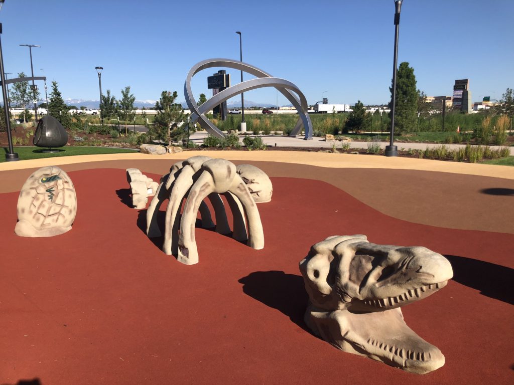 Denver-Premium-Outlets-Park-dinosaur