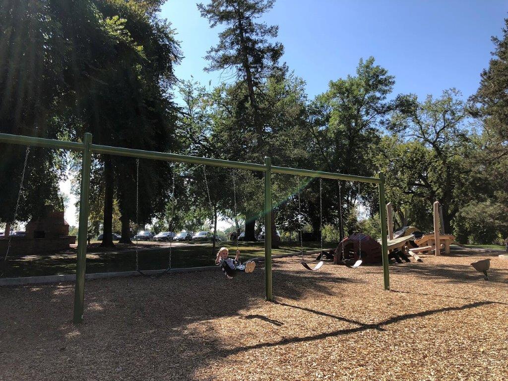 Denver-Wash-Park-swings