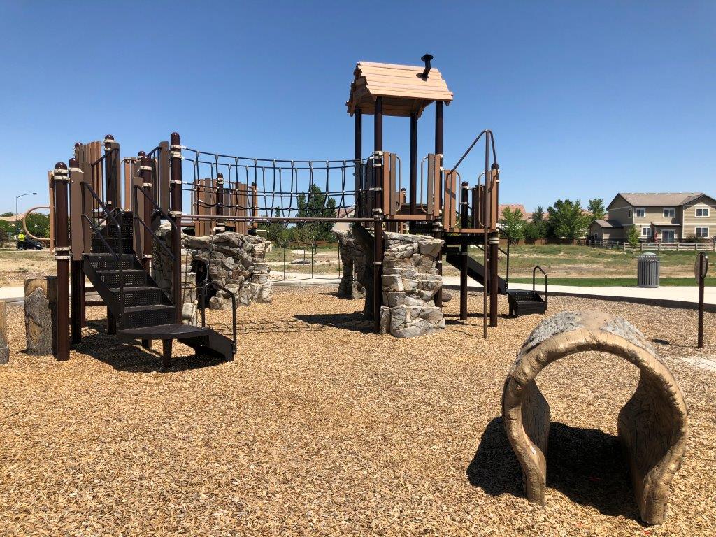 Villages-East-Commerce-City-playground