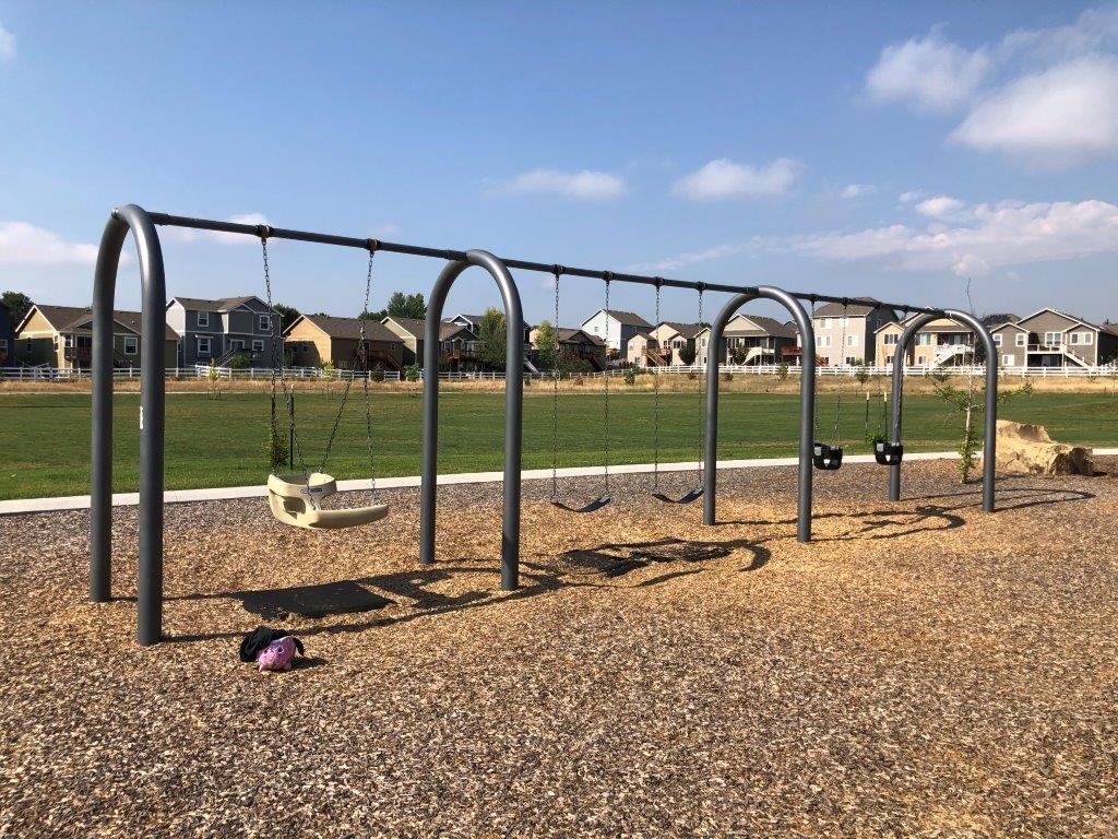 Picture of 5 swings