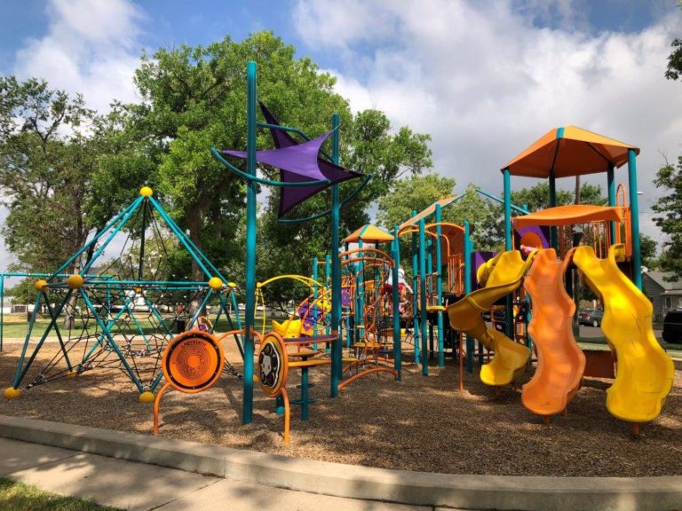 Archibeque Park in Greeley CO | Slides and Sunshine