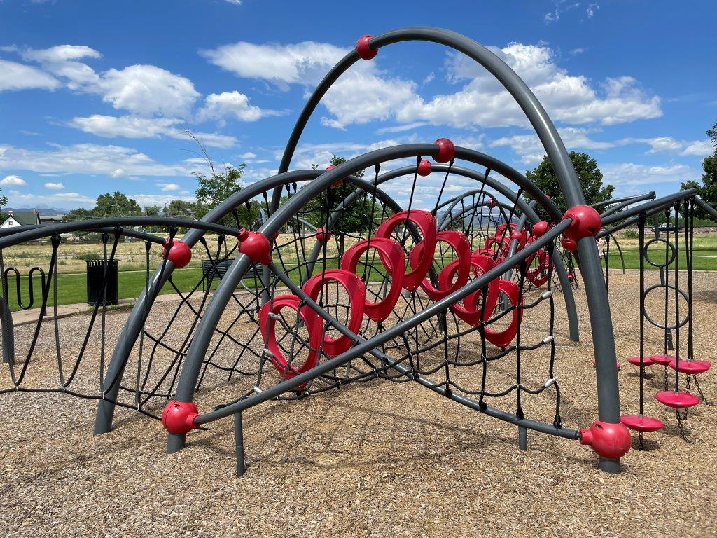 Picture of the obstacle structure at Fairgrounds Park in Loveland, CO