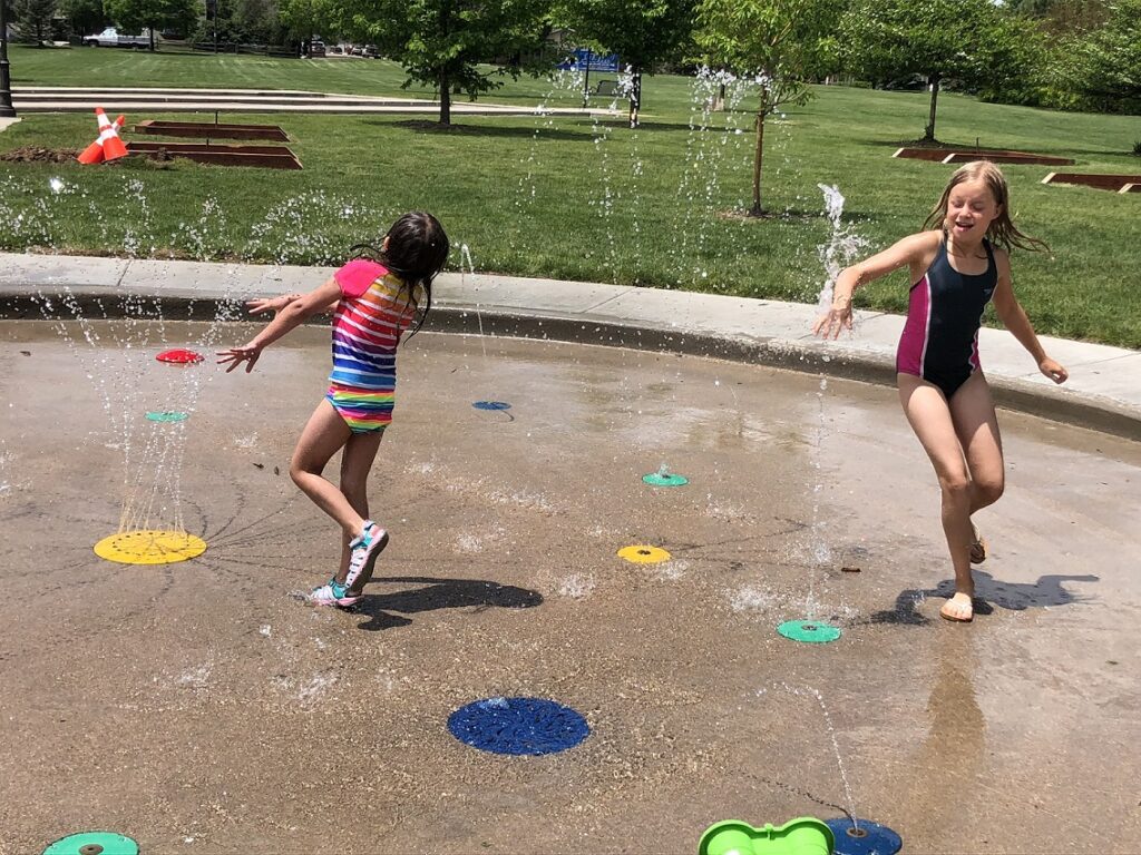 splash pad at lousiville community park
