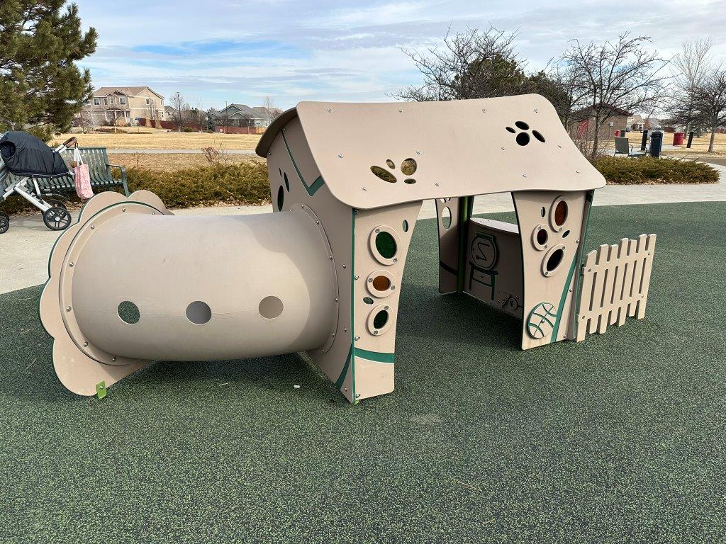 adorable playhouse
