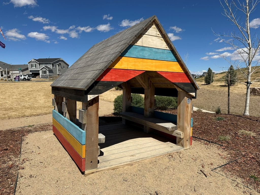 small playhouse
